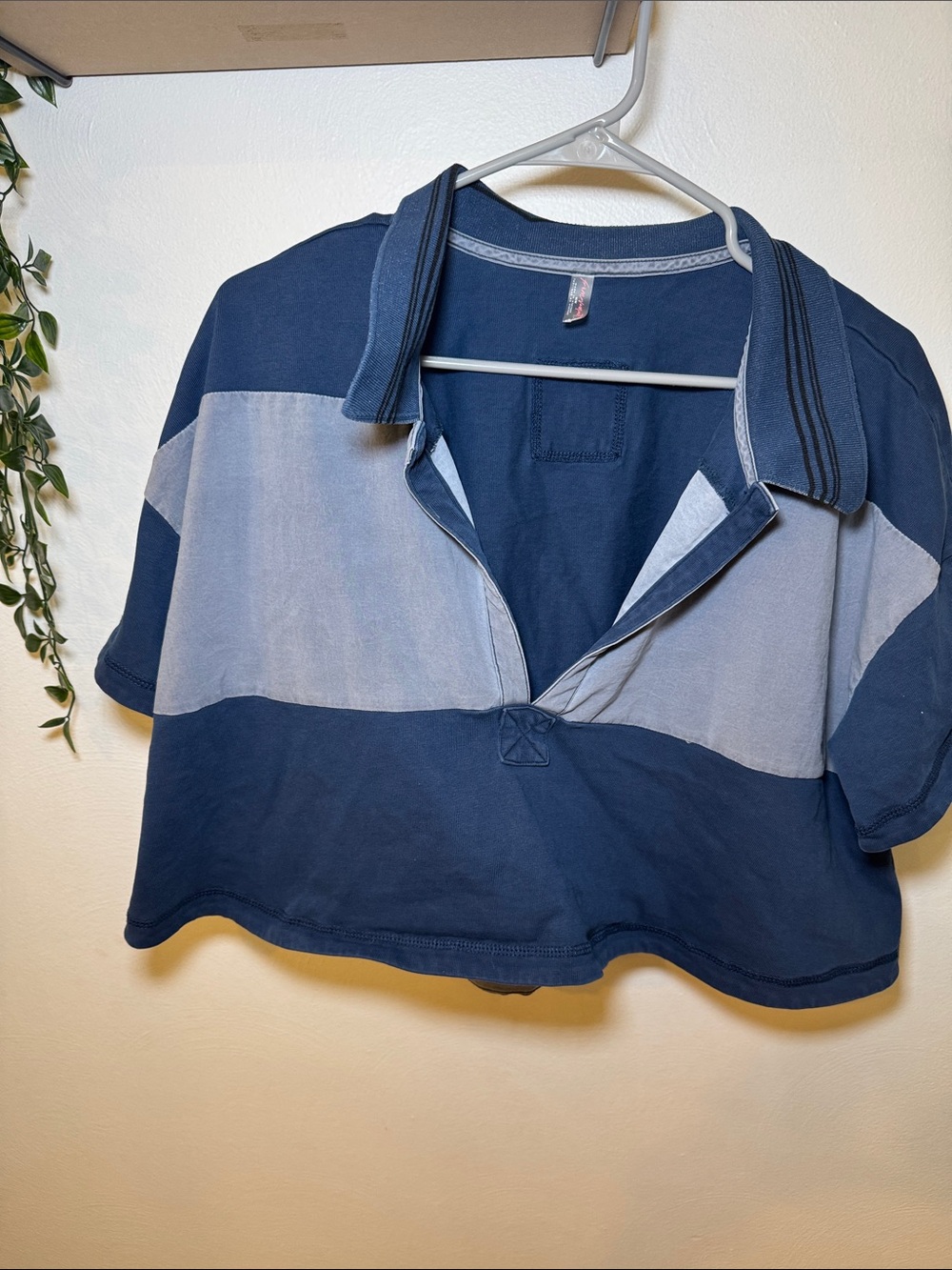Women's Colorblock Navy Crop Polo Top